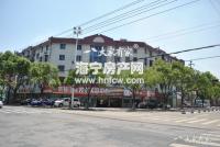 科技大楼边